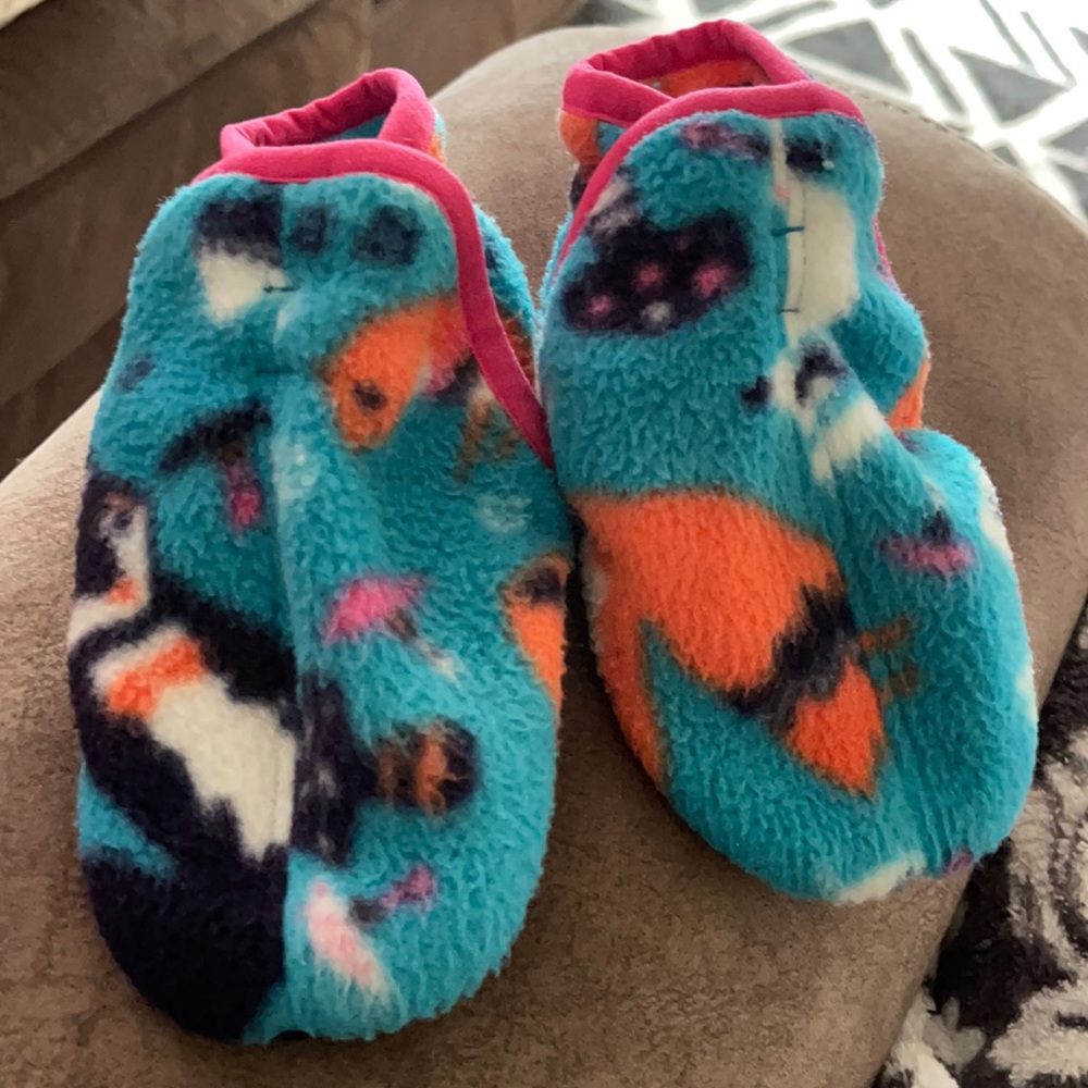 Slippers Patagonia size 18-24 months